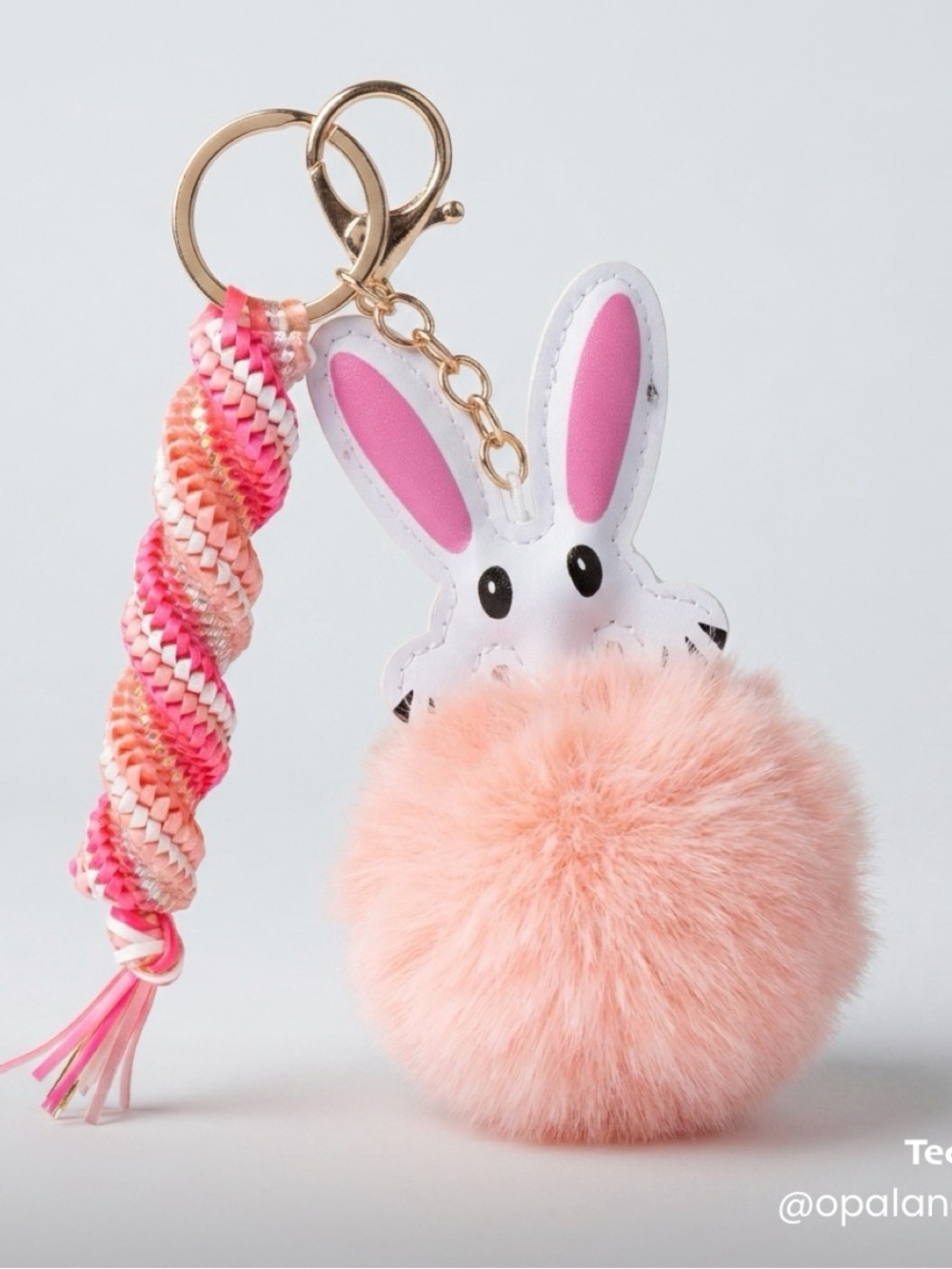 🌟Bunny Kisses Keychain - Picture 2 of 4
